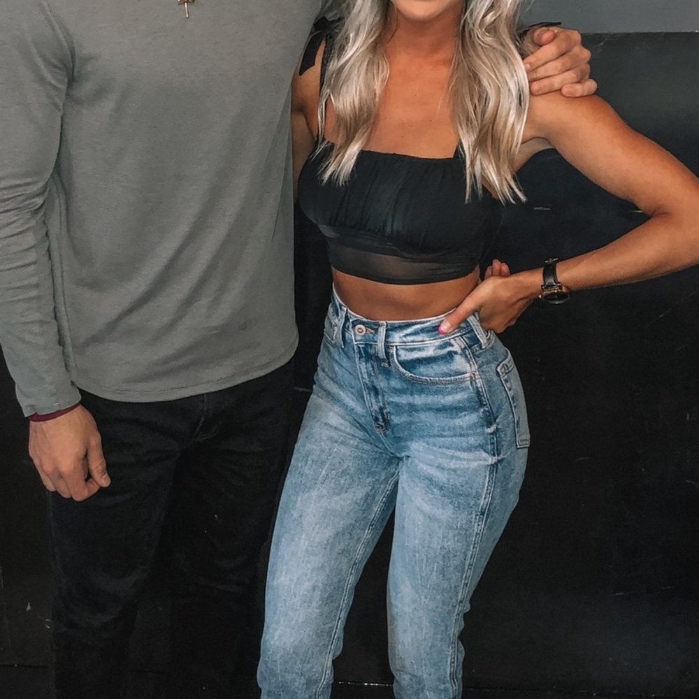 XS Black Gilly Hicks Crop Top